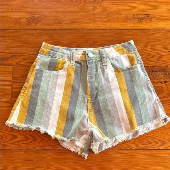 Altar'd State Girls Shorts W/Stripes White Gold Blue Green Gray Frayed Size XS - Picture 1 of 10